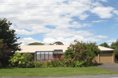 Photo of property in 238 Shakespeare Street, Leamington, Cambridge, 3432