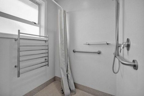 Photo of property in 16 Plympton Street, Brooklands, New Plymouth, 4310