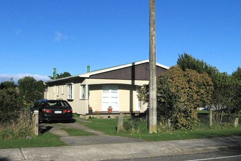 Photo of property in 109 Rangiuru Road, Otaki Beach, Otaki, 5512