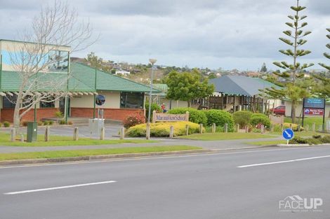 Photo of property in 107 Marina View Drive, West Harbour, Auckland, 0618