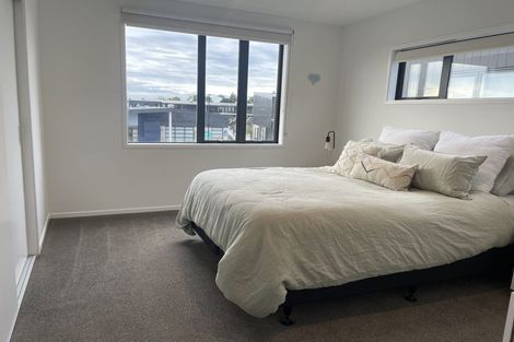 Photo of property in 16 Joshua Carder Drive, Hobsonville, Auckland, 0616