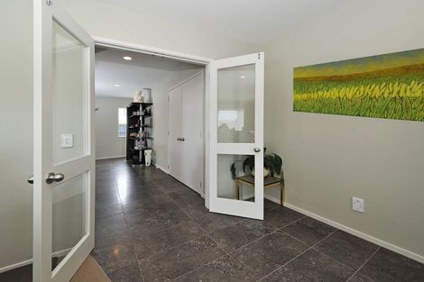 Photo of property in 27 Pickaberry Avenue, Karaka, Papakura, 2113