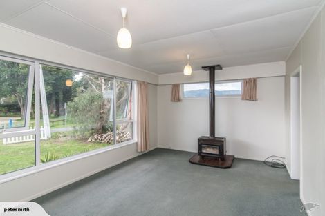 Photo of property in 24 Titoki Road, Raumati Beach, Paraparaumu, 5032