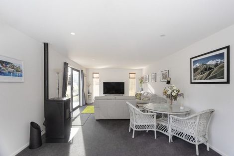 Photo of property in 10 Bute Street, Moeraki, 9482