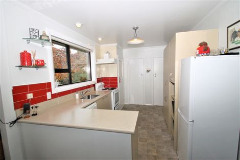 Photo of property in 16 Kinmont Crescent, Kinmont Park, Mosgiel, 9024