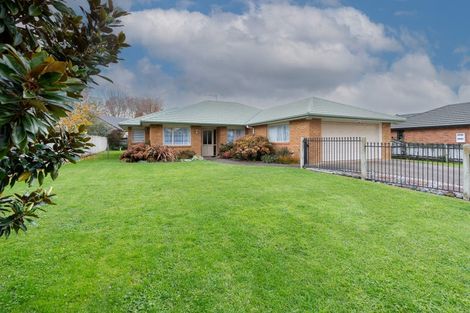 Photo of property in 7 Dixon Road, Fitzroy, Hamilton, 3206