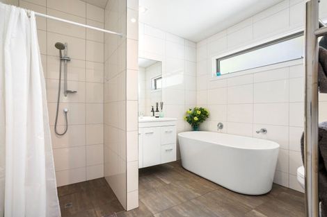 Photo of property in 596 Waterways Parade, Pauanui, Hikuai, 3579