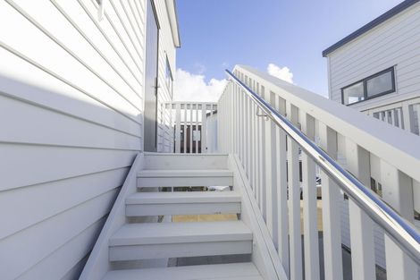 Photo of property in 24 Tukauri Place, Papakura, 2110