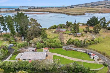 Photo of property in 3276 Waikouaiti-waitati Road, Karitane, Waikouaiti, 9471