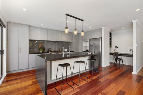 Photo of property in 112a Wairakei Road, Bryndwr, Christchurch, 8052