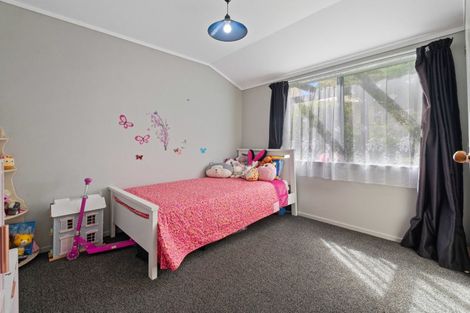 Photo of property in 21 Capricorn Place, Kawaha Point, Rotorua, 3010