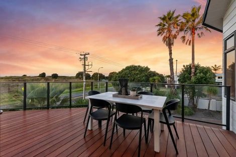 Photo of property in 368 Papamoa Beach Road, Papamoa Beach, Papamoa, 3118