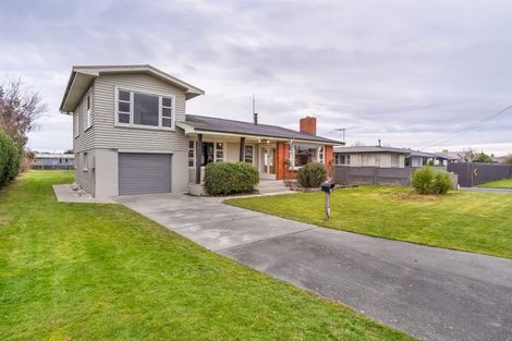 Photo of property in 71 Albert Street, Winton, 9720