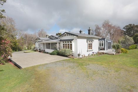 Photo of property in 55 Hawkestone Road, Marton, 4710