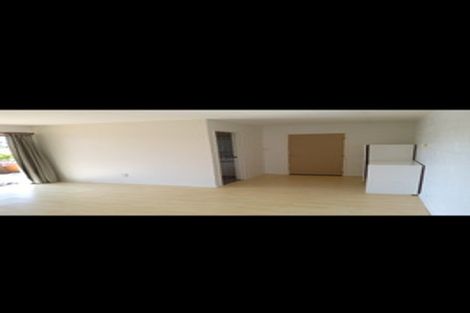 Photo of property in 13 Robin Lane, Browns Bay, Auckland, 0630