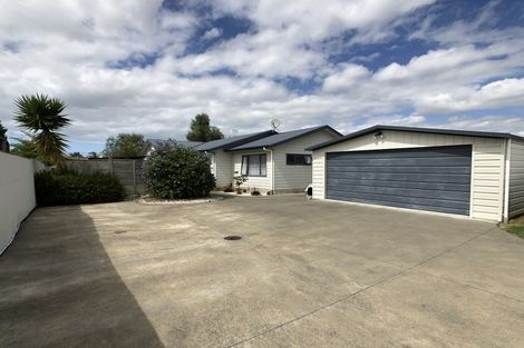 Photo of property in 11a Windsor Terrace, Taradale, Napier, 4112