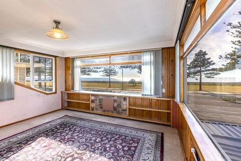 Photo of property in 619 Marine Parade, Napier South, Napier, 4110