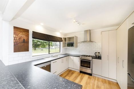 Photo of property in 75 Rangiotu Road, Himatangi, Palmerston North, 4477