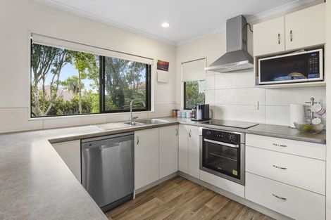 Photo of property in 58 Pelorus Street, Welcome Bay, Tauranga, 3112