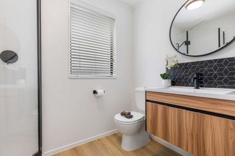 Photo of property in 1/63a Colwill Road, Massey, Auckland, 0614