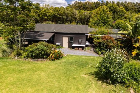 Photo of property in 118 Wiroa Road, Kerikeri, 0293