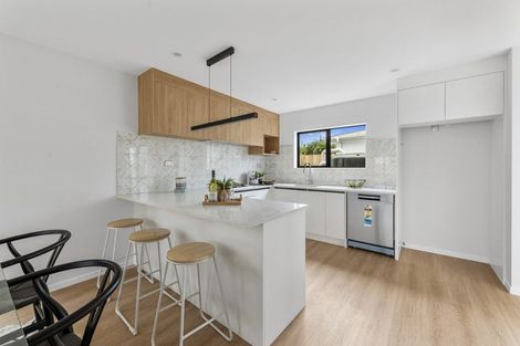 Photo of property in 70b Cargill Street, Papakura, 2110