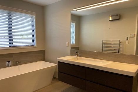 Photo of property in 8 Jozecom Place, Rolleston, 7614