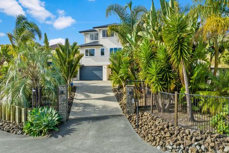Photo of property in 10a Mackay Drive, Greenhithe, Auckland, 0632