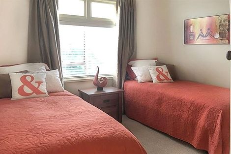 Photo of property in 603 Marine Parade, Napier South, Napier, 4110