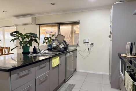 Photo of property in 30 Jury Place, Favona, Auckland, 2024