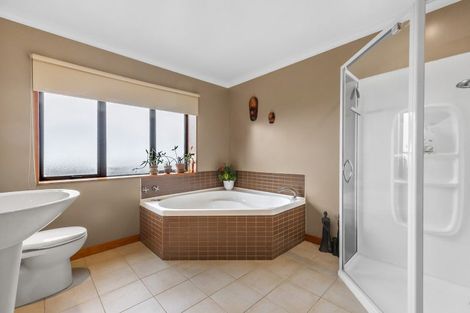 Photo of property in 41 Highgrove, Saint Clair, Dunedin, 9012