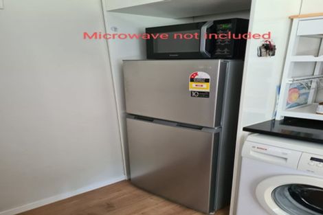 Photo of property in 39 Tamahere Drive, Glenfield, Auckland, 0629