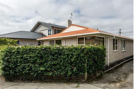 Photo of property in 10 Massey Street, Westown, New Plymouth, 4310