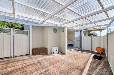 Photo of property in 1/135 Glamorgan Drive, Torbay, Auckland, 0630