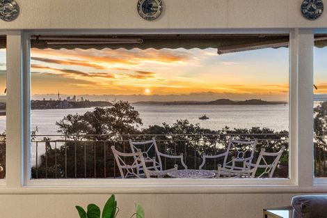 Photo of property in 23 Cliff Road, Saint Heliers, Auckland, 1071