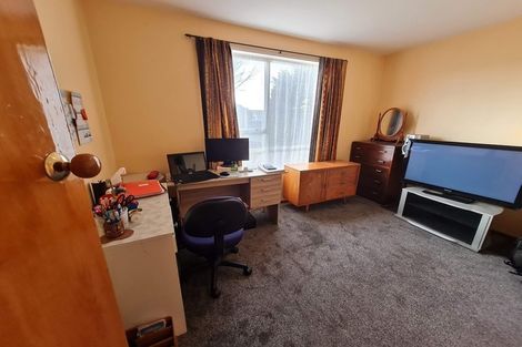 Photo of property in 18 Medina Crescent, Parklands, Christchurch, 8083