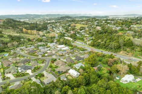 Photo of property in 5 Tieke Place, Horahora, Whangarei, 0110