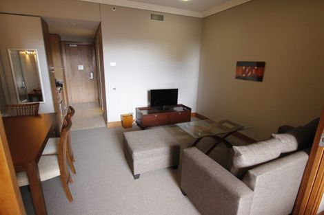 Photo of property in The Metropolis Apartments, 810/1 Courthouse Lane, Auckland Central, Auckland, 1010