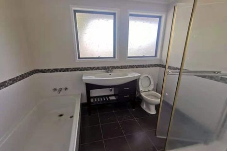 Photo of property in 13 Olena Avenue, Sunnyhills, Auckland, 2010