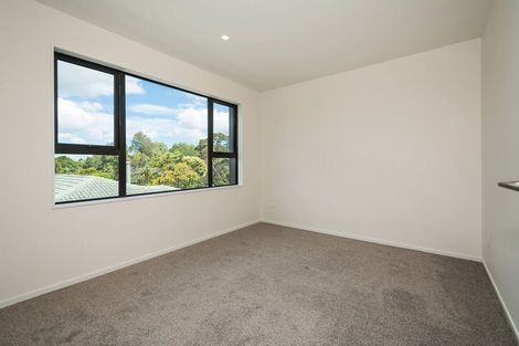 Photo of property in 71 Salamanca Road, Sunnynook, Auckland, 0620
