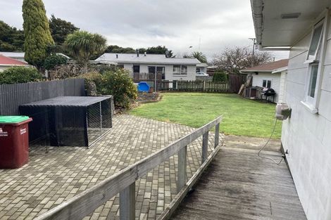 Photo of property in 19 Freyberg Street, Solway, Masterton, 5810