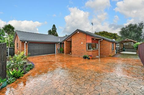 Photo of property in 2/27 Queen Street, Papakura, 2110