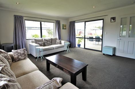 Photo of property in 27 Briar Crescent, Alexandra, 9320