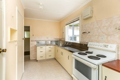Photo of property in 108 Huatoki Street, Frankleigh Park, New Plymouth, 4310