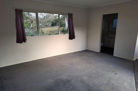 Photo of property in 4 Clayden Drive, Gulf Harbour, Whangaparaoa, 0930