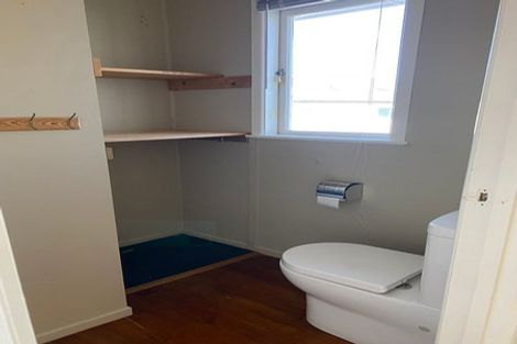Photo of property in 9 Andrew Road, Howick, Auckland, 2010
