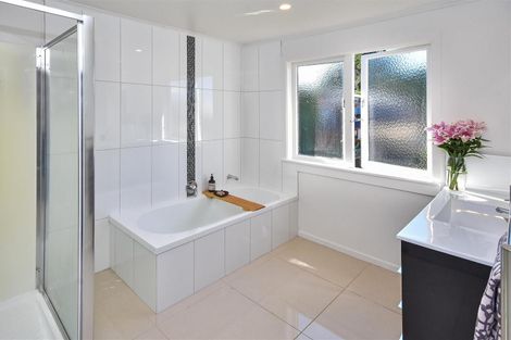 Photo of property in 56 Claude Road, Hillpark, Auckland, 2102