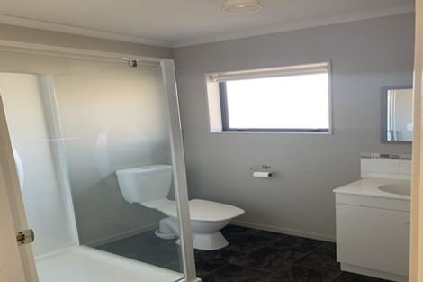 Photo of property in 28 Moa Street, Waikiwi, Invercargill, 9810