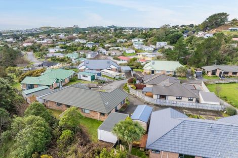 Photo of property in 39a Apple Terrace, Ranui, Porirua, 5024