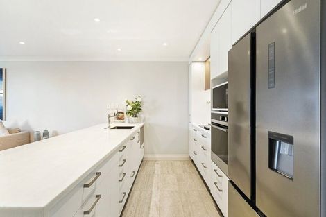 Photo of property in 98b/30 Ambassador Glade, Orewa, 0931